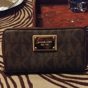 MICHAEL KORS WALLET🎈🎈SALE🎈🎈